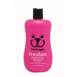 wags & wiggles freshen deodorizing shampoo very berry